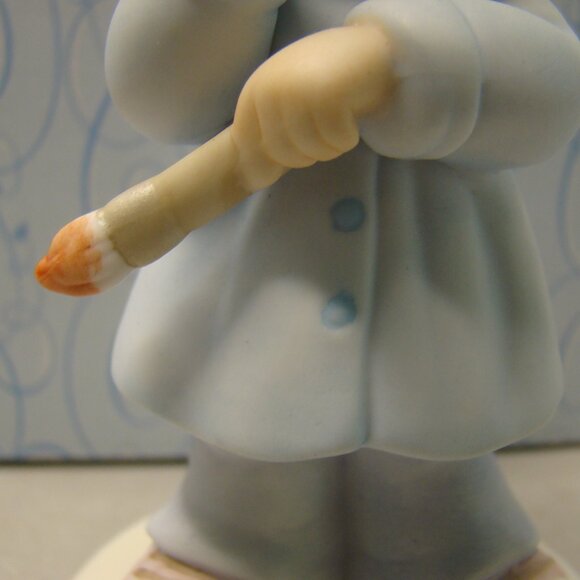 Precious Moments Figurine: “You Capture Beauty With All You Do”. 830022 in box - Picture 3 of 16